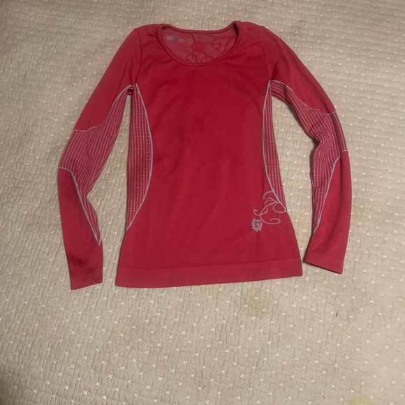 Athleta Fuschia Long Sleeve Athletic Top - Picture 5 of 6